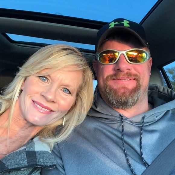 Meet your Posher, Sara - Picture 1 of 1